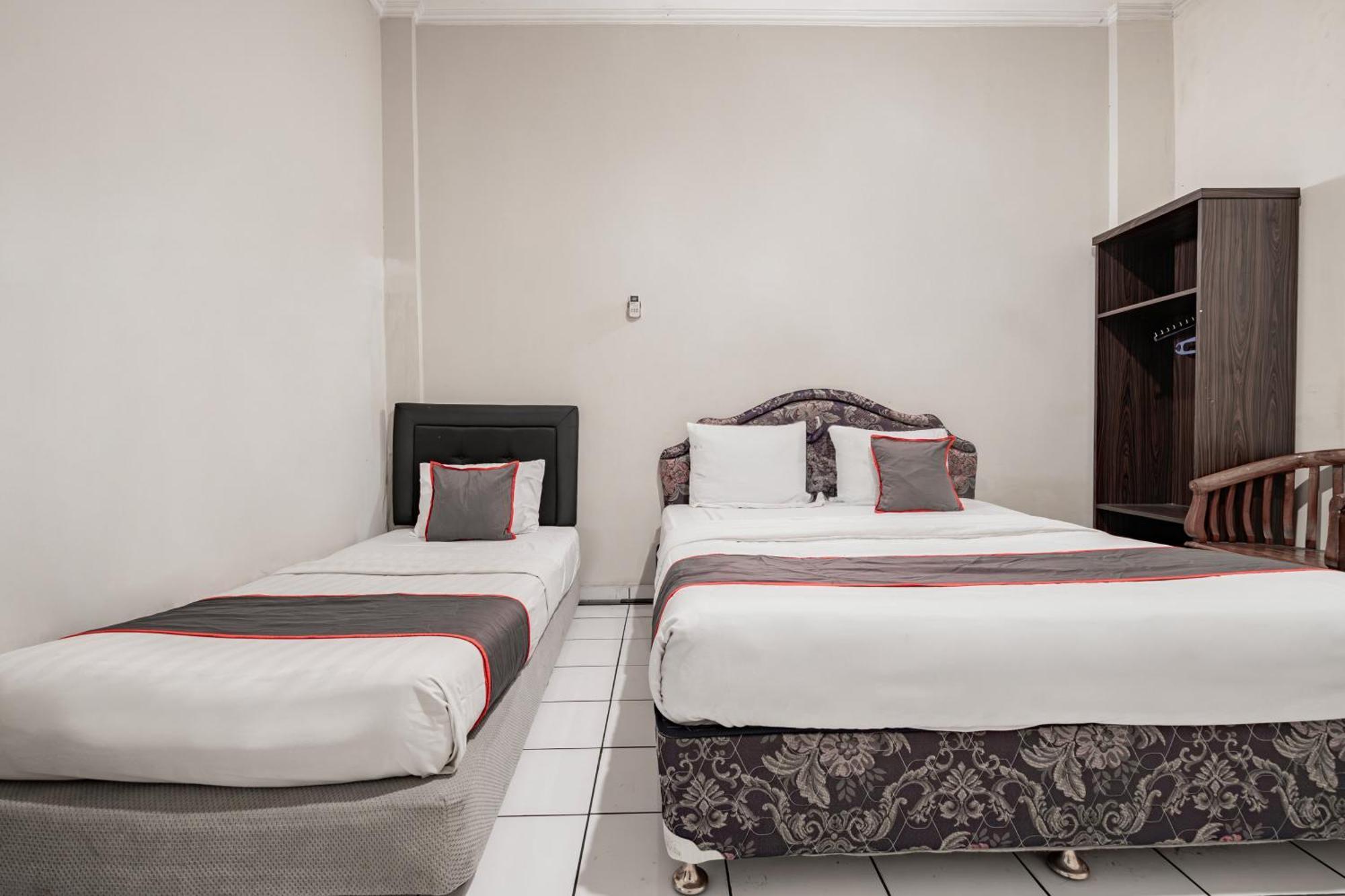 Collection O Hotel Sanira باندونج المظهر الخارجي الصورة