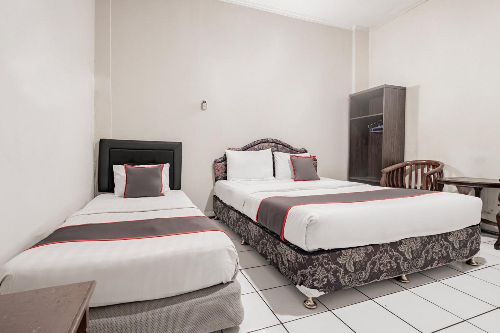 Collection O Hotel Sanira باندونج المظهر الخارجي الصورة